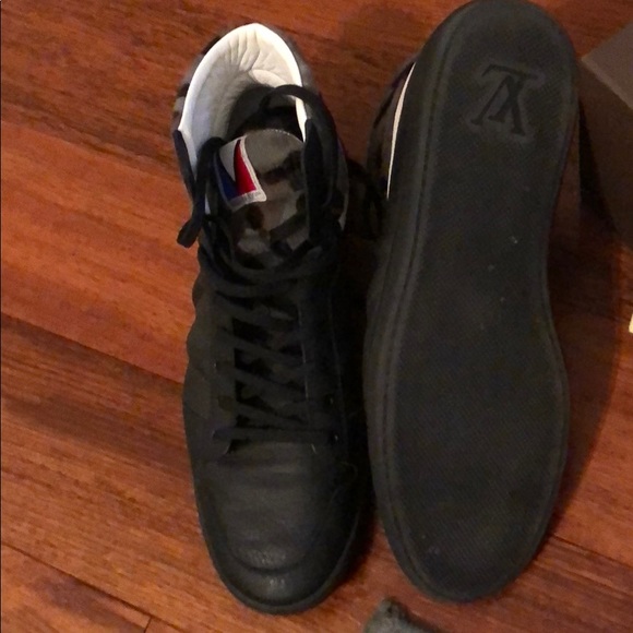 Louis Vuitton shoes - Picture 2 of 4